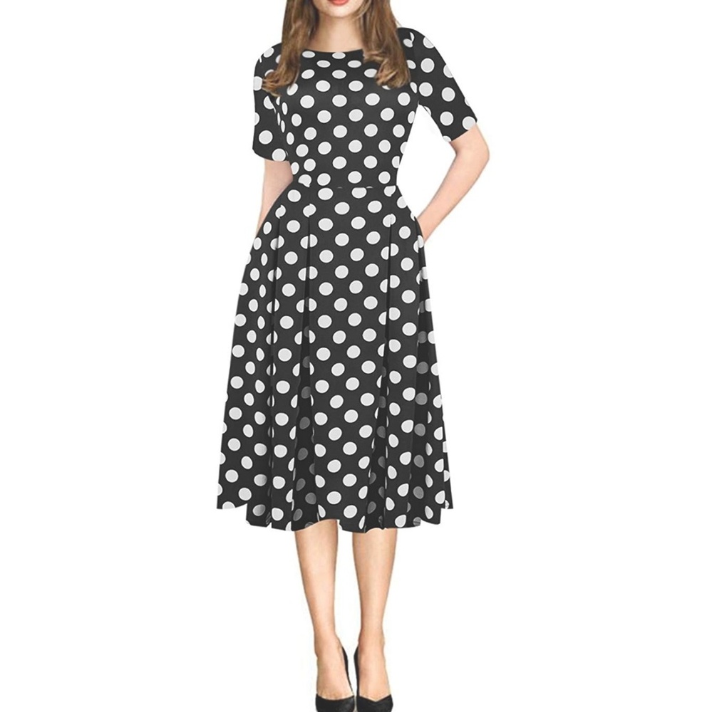 Black/white polkadot dress w/ POCKETS